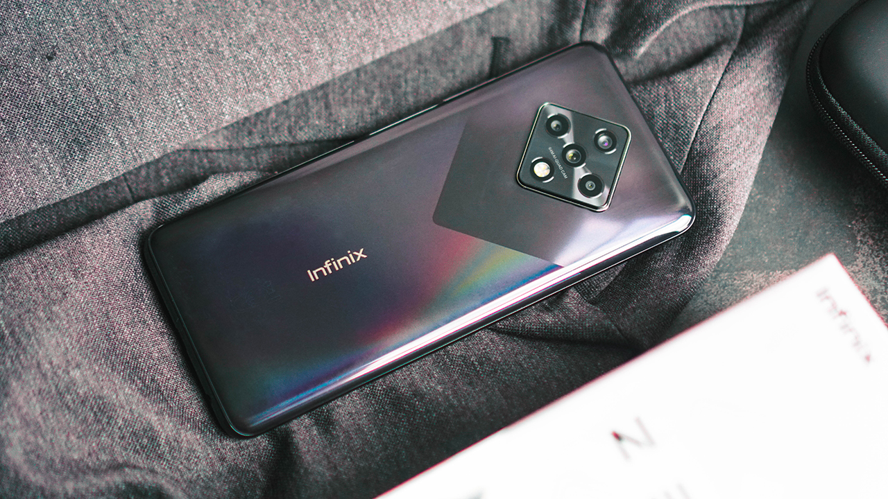 İnfinix Zero 8 Parkmak İzi Siyah